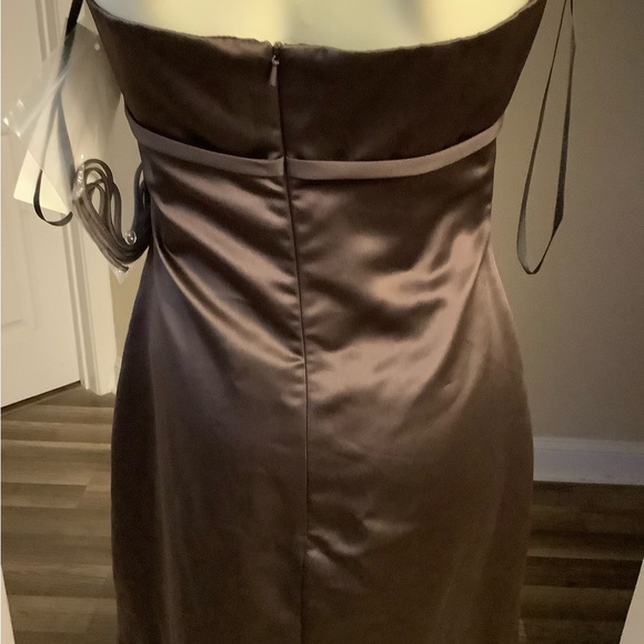 Brown Jim HJELM:Size 8
Brown Midi Dress Special Occasion
New Tag Attached - Picture 6 of 9